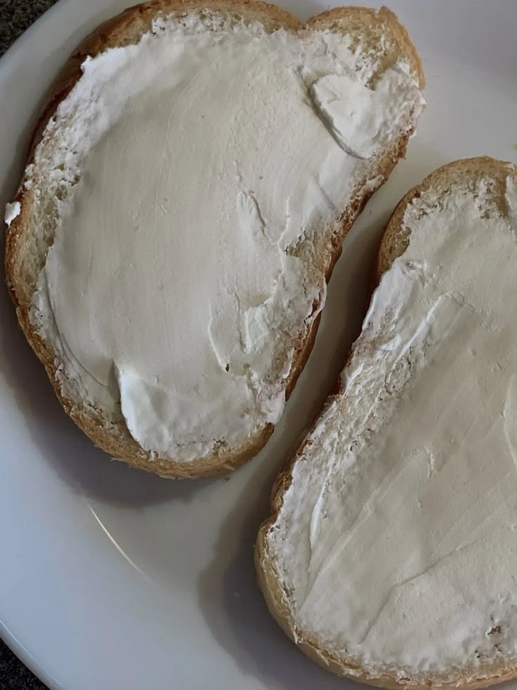Tostadas con Mantequilla's foto | Café Crystal |  BizneCubano