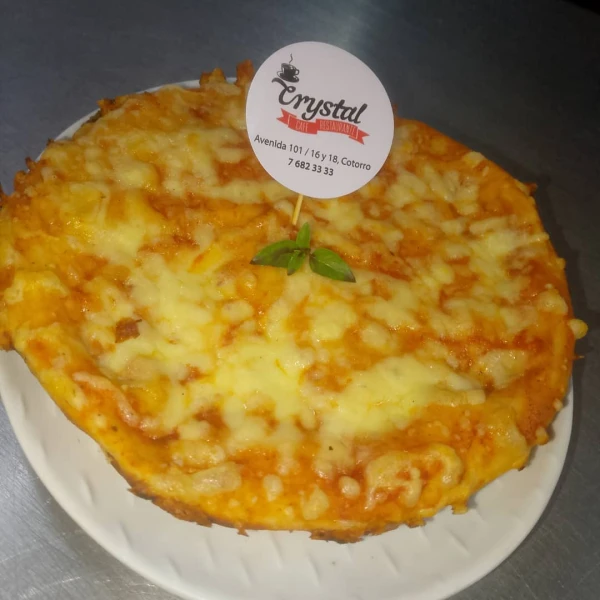 Pizza Napolitana 28 cm's foto | Café Crystal |  BizneCubano