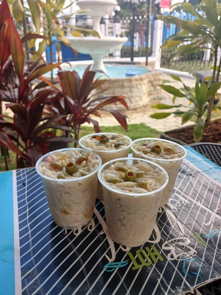 Vaso de Ensalada fría's foto | Café Crystal |  BizneCubano