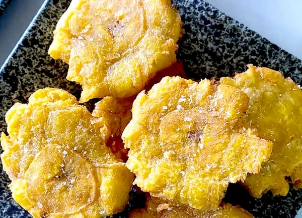 Tostones tradicionales's foto | Café Crystal |  BizneCubano