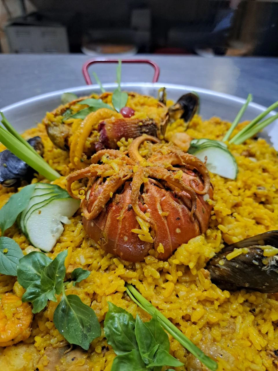 Paella del chef's foto | Café Crystal |  BizneCubano