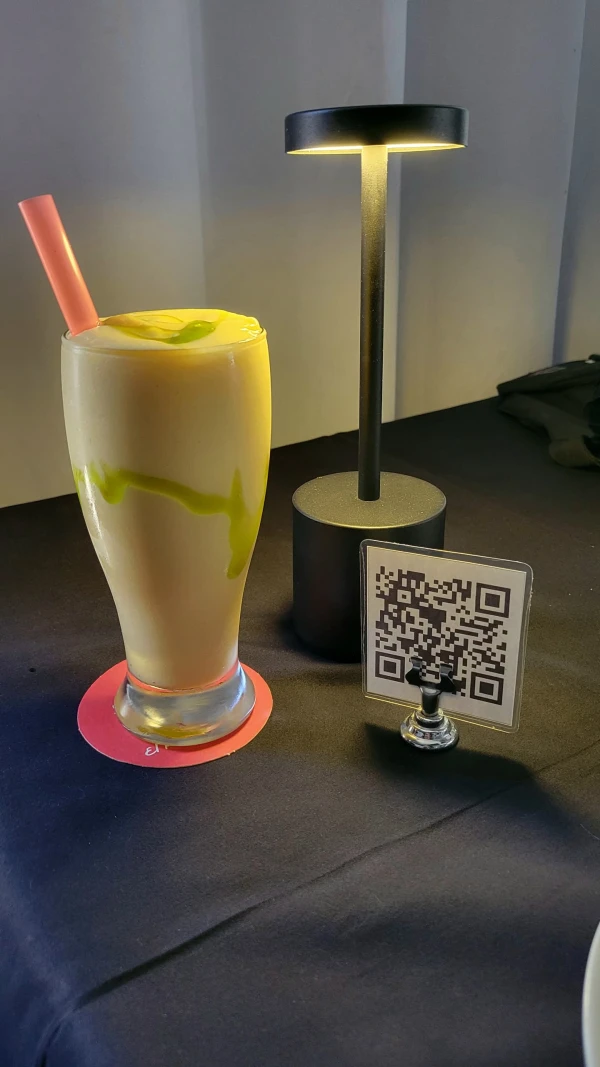 Batido de mango's foto | Café Crystal |  BizneCubano